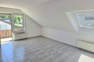 Wohnung kaufen in 73614 Schorndorf, Sofort beziehbar! 3-Zimmer DG-Wohnung in naturnaher Lage von Schorndorf-Weiler