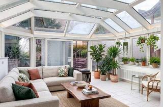 Wohnung kaufen in 79410 Badenweiler, Einzigartige Wohnung am Bach mit Wintergarten, Terrasse und PKW-Stellplatz