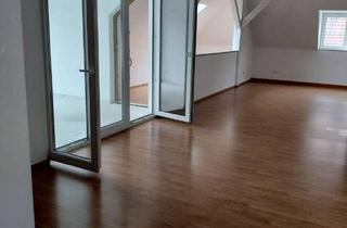 Wohnung mieten in 94491 Hengersberg, Moderne 3-Zimmer-Dachgeschosswohnung in zentraler Lage von Hengersberg zu vermieten.