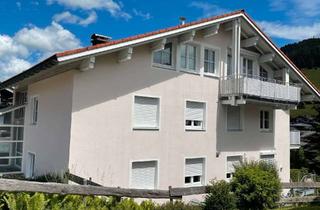 Wohnung mieten in 87534 Oberstaufen, Wohnen auf Zeit - Lichtdurchflutete möblierte 2-Zimmer-Wohnung Oberstaufen Balkon zentral
