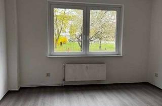 Wohnung mieten in Strasse Des Friedens 30, 06217 Merseburg, 4-Raum-Wohnung in komplett neu saniertem Haus