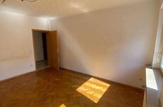 Wohnung mieten in Neunkircher Straße 184, 66113 Saarbrücken, 2-Zimmer Wohnung in ruhiger Lage Saarbrücken-Rodenhof