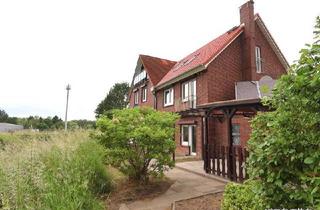 Wohnung mieten in Auf Dem Sülzbrack 48b, 21037 Kirchwerder, Modernisierte 3 2/2 Zimmer-Doppelhaushälfte mit Garten und Terrasse