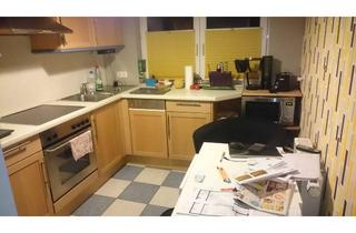 Wohnung mieten in Hersfelder Str. 10, 36088 Hünfeld, Gepflegte Dachgeschosswohnung mit zweieinhalb Zimmern sowie Balkon und Einbauküche in Hünfeld