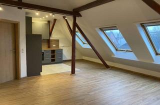 Wohnung mieten in Sauerstrasse 58, 65934 Nied, Helle 3 Zi. DG-Wohnung mit freiliegenden Balken