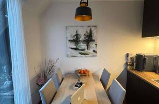Wohnung mieten in Hogenfelder Kamp 16, 22457 Schnelsen, Helle 50 m² Maisonette-Wohnung mit sonnigem Balkon. Ideal für Single oder Paar