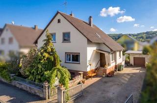 Haus kaufen in 76646 Bruchsal, 1-2-Familienhaus, 168 qm Wohnfläche auf 609 qm Grundstück, sehr ruhige Wohnlage, aktuell vermietet