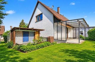 Einfamilienhaus kaufen in 72144 Dußlingen, Neues Zuhause in Dußlingen: Freistehendes Einfamilienhaus mit 6 Zimmern in familienfreundlicher Lage