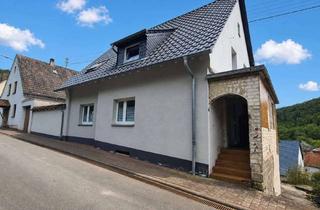 Haus kaufen in 67808 Imsweiler, Imsweiler - 3-Parteienhaus, 8 Zimmer, 3 Bäder, Garten, toller Blick