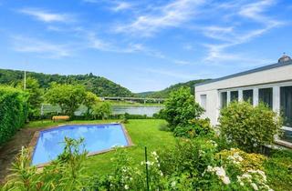 Villa kaufen in 53604 Bad Honnef, Bauhausvilla - auf einer Ebene - in unverbaubarer RheinlageCa. 5 Min. Bad Honnef!