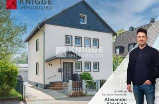 Haus kaufen in 51469 Bergisch Gladbach, +++ 3636- Attraktives Dreiparteienhaus in Bergisch Gladbach-Duckterath +++