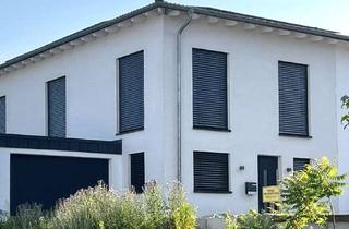 Doppelhaushälfte kaufen in 51519 Odenthal, Moderne Doppelhaushälfte mit 10KW Photovoltaikanlage+Wärmepumpe / Garage