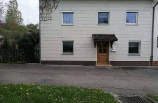 Haus mieten in Dorfplatz 16, 84364 Bad Birnbach, Viel Freiraum: Einfamilienhaus in Hirschbach