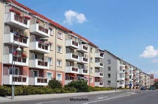 Anlageobjekt in Hüttenstr. xx, 44649 Wanne, 1/2 Anteil - Dreifamilienhaus