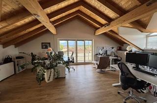 Büro zu mieten in Hochgernstraße 14, 83209 Prien, Büroflächen im Dachgeschoss zur Untermiete – 16 bis 80 m², Coworking-Arbeitsplätze