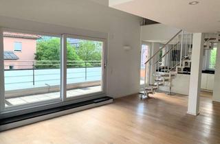 Wohnung kaufen in 82024 Taufkirchen, Traumhafte Dachgeschosswohnung mit 2 TG-Stellplätzen!