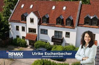 Wohnung kaufen in 85406 Zolling, Hier lässt es sich gut leben! Gepflegte, ruhige und helle 3-Zimmer Wohnung mit 2 Balkonen und TG