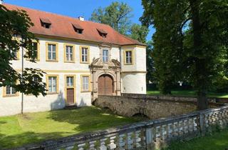 Wohnung mieten in Von-Seckendorffplatz, 97539 Wonfurt, Helles und komfortables Apartment im Schloss Wonfurt - perfekt für Ihr Homeoffice geeignet