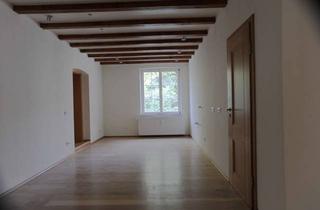 Wohnung mieten in Hochstadenstraße 113, 41189 Mönchengladbach, Schlosspark Wickrath: 3-Zimmer Diele, Bad, große Küche im 1.OG