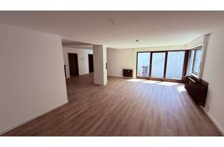 Wohnung mieten in 71034 Böblingen, Modernisierte Einliegerwohnung, mit neuer EBK, zentrale Lage direkt am Park