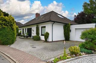 Haus kaufen in 25761 Büsum, Winkelbungalow auf Eigenland in wunderschöner Lage