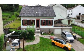 Einfamilienhaus kaufen in 66352 Großrosseln, Renovierungsbedürftiges Einfamilienhaus mit großem Grundstück in Großrosseln