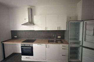 Wohnung kaufen in Huttenstraße 12, 09131 Ebersdorf, ***2 Zimmer-Wohnung mit Balkon, EBK inkl. Spülmaschine, Bad mit Wanne und Dusche!***