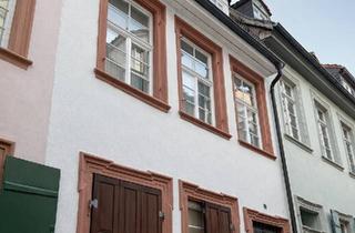 Wohnung kaufen in 69117 Altstadt, Historische Maisonette-Wohnung mit 5 Zimmern und Terrasse in der Heidelberger Altstadt