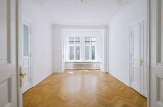 Wohnung kaufen in Kantstraße 74, 10627 Charlottenburg, Sanierte Familienwohnung in zentraler Lage