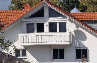 Wohnung kaufen in 88284 Wolpertswende, Helle und gemütliche 3 Zimmer-Dachgeschoss-Wohnung mit Balkon