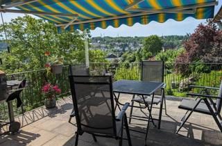 Wohnung kaufen in 51645 Gummersbach, Großzügige Wohnung mit 2 Bädern, Gartenmitbenutzung und Ausbaureserve im Dachgeschoss