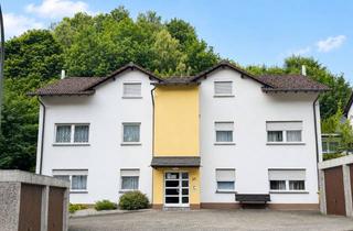 Wohnung kaufen in Killeschlader Weg 25, 57413 Finnentrop, Eigentumswohnung im Dachgeschoss mit Garage – Kapitalanlage in Finnentrop