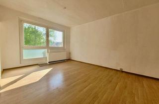Wohnung kaufen in 01833 Dürrröhrsdorf-Dittersbach, Freie, günstige 1-Raumwohnung mit Stellplatz