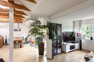 Wohnung kaufen in 48157 Handorf, Lichtdurchflutete 65m² 2-Zimmer-Dachgeschosswohnung + Loggia + Keller im Zentrum Münster-Handorfs