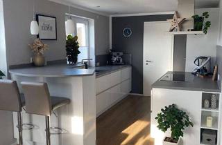 Wohnung kaufen in Marktstraße 10, 85110 Kipfenberg, 120 m² Familienwohnung mit XXL-Balkon, Doppelgarage, Wallbox, nahe Ingolstadt