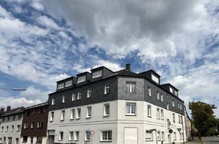 Wohnung kaufen in 44625 Holsterhausen, Individuelle 5 1/2-Raum-ETW mit großer Balkon-Terrasse
