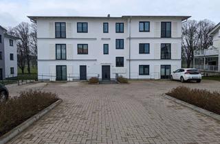 Wohnung mieten in Kummerower Weg, 18209 Bad Doberan, Helle und moderne 2 Raum-Wohnung im 2. OG mit Balkon