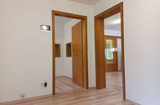 Wohnung mieten in Martinstraße 71, 66629 Freisen, 3-Zimmer-Wohnung mit Balkon in Freisen