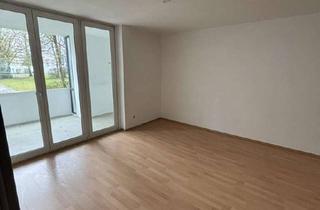 Wohnung mieten in Erzgebirgsstraße 39, 84478 Waldkraiburg, Geräumige 3 Zimmer Wohnung mit Loggia