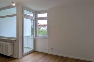 Wohnung mieten in Akazienallee 53-55, 14050 Charlottenburg, Schicke 2-Zimmer-Wohnung mit Balkon in guter Lage
