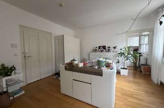 Wohnung mieten in 91054 Erlangen, 1-Zimmer-Altbauwohnung im Herzen von Erlangen