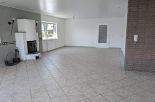 Wohnung mieten in 35641 Schöffengrund, Großzügige, renovierte/sanierte 3 ZKB Wohnung mit Kaminofen und Balkon