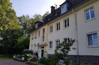Wohnung mieten in 51643 Gummersbach, **39 qm Dachgeschosswohnung mit Stellplatz gegenüber der TH Gummersbach**