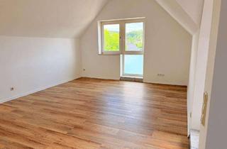 Wohnung mieten in Dammstrasse 21/23, 30989 Gehrden, Schicke teilweise renovierte 1 Zimmer Dachwohnung in Gehrden zu vermieten