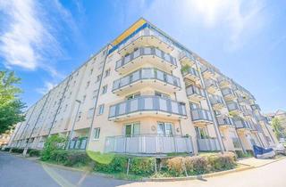 Wohnung mieten in Johann-Meyer-Straße 7 a, 01097 Leipziger Vorstadt, Großzügige 2-RW mit Balkon & Wintergarten * Bad mit WM-Anschluss * 4.OG mit Lift * Außenjalousien *