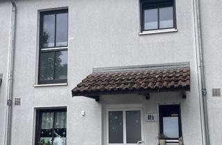 Reihenhaus kaufen in 14612 Falkensee, Familienfreundliches Reihenhaus mit moderner Heiztechnik in ruhiger Lage von Falkensee