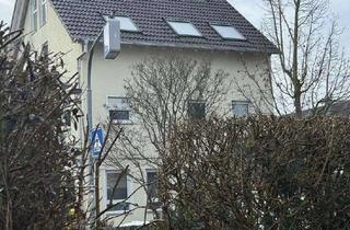 Doppelhaushälfte kaufen in 73614 Schorndorf, Großzügige Doppelhaushälfte mit "Sieben" Zimmern!