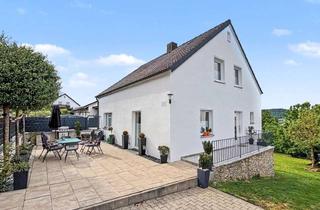 Einfamilienhaus kaufen in 92331 Parsberg, Saniertes Einfamilienhaus mit schönem Garten in Parsberg