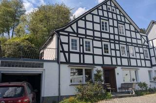 Haus mieten in 57392 Schmallenberg, Viel Platz zum Gestalten in diesem Haus im Hochsauerland