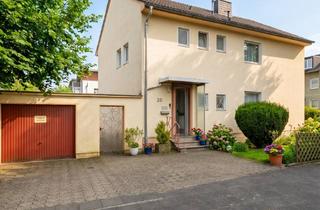 Grundstück zu kaufen in 50829 Bocklemünd/Mengenich, Grundstück mit Entwicklungspotential - bebaut mit einem sanierungsbed. Einfamilienhaus